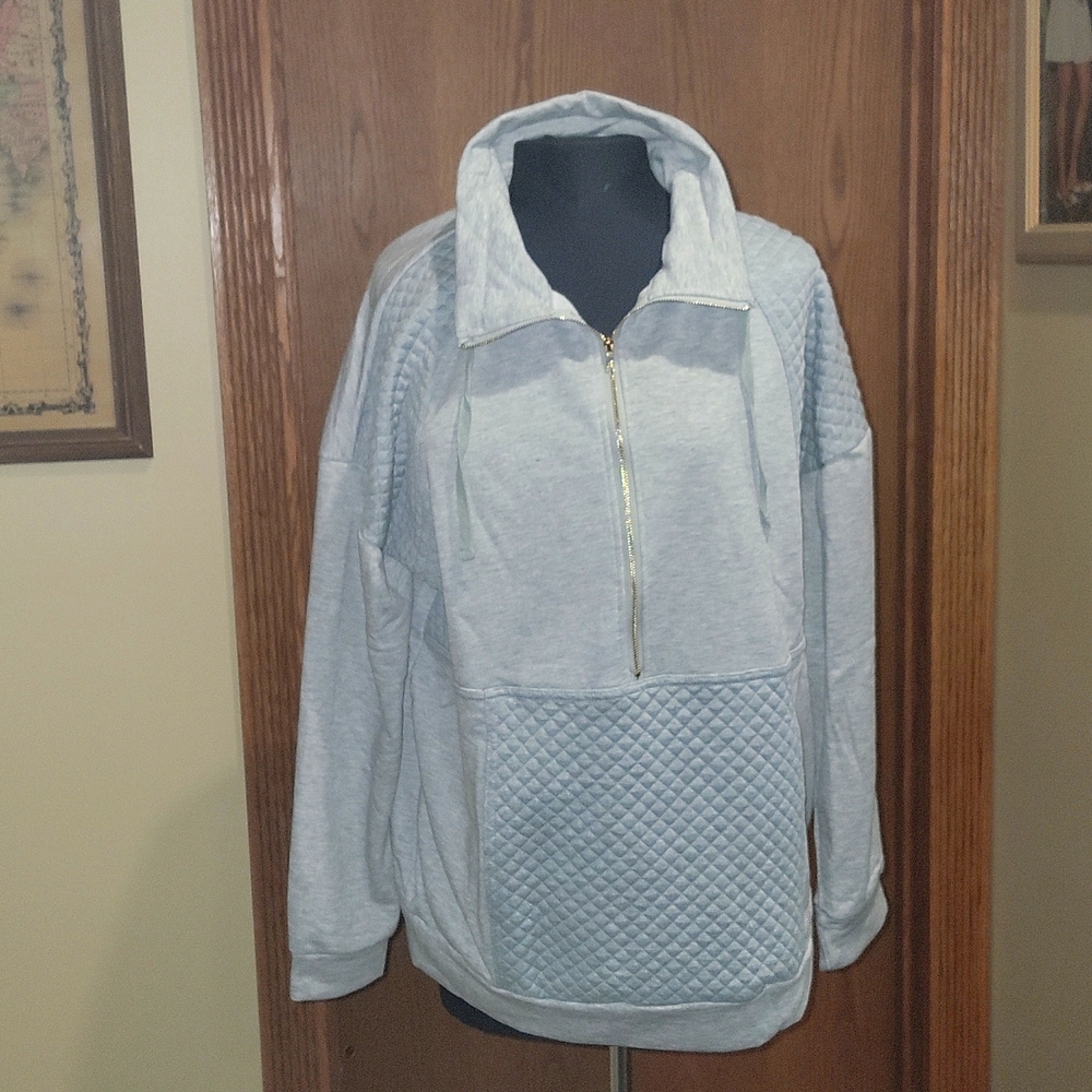 PulloveR sweatshirt (NWOT)